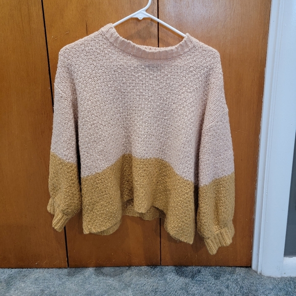 Volcom sweater - Picture 1 of 4